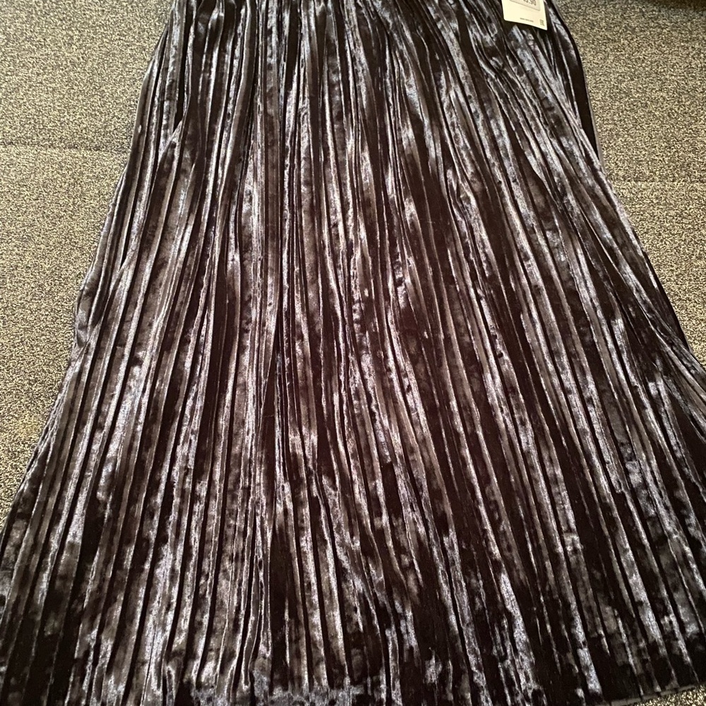 NWT Zara PLEATED VELVET SKIRT
MIDNIGHT BLUE SZ M - Picture 6 of 7